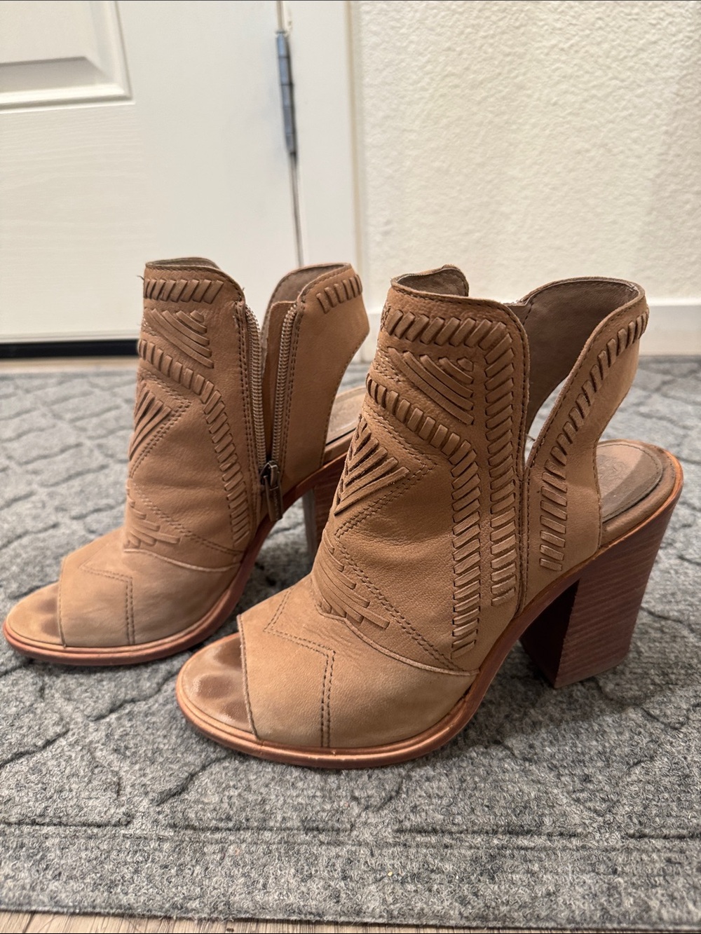 Vince Camuto Tan Suede Peep Toe Heeled Ankle Booties Size 7